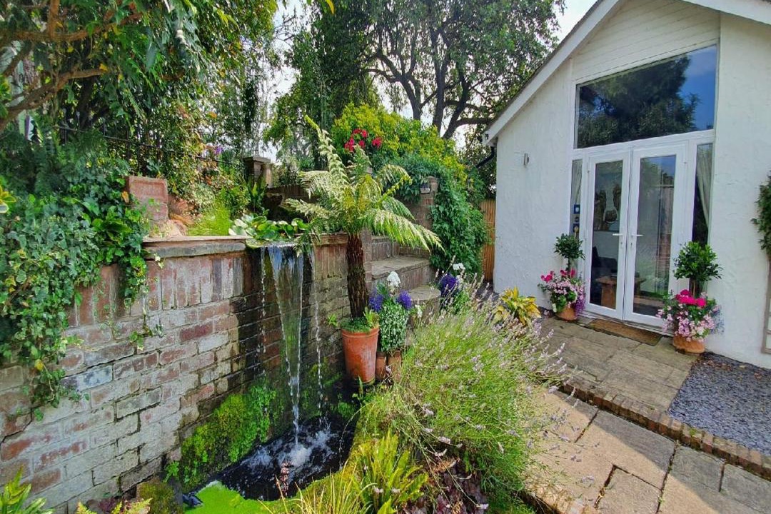 Photo of Others in Handley