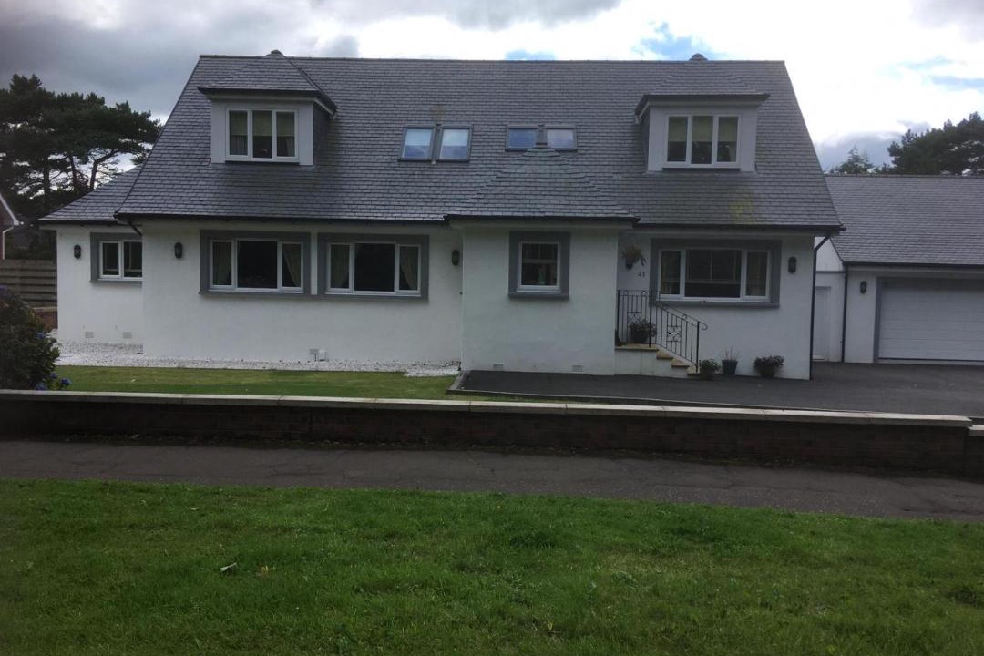 Photo of Buildings in Alloway