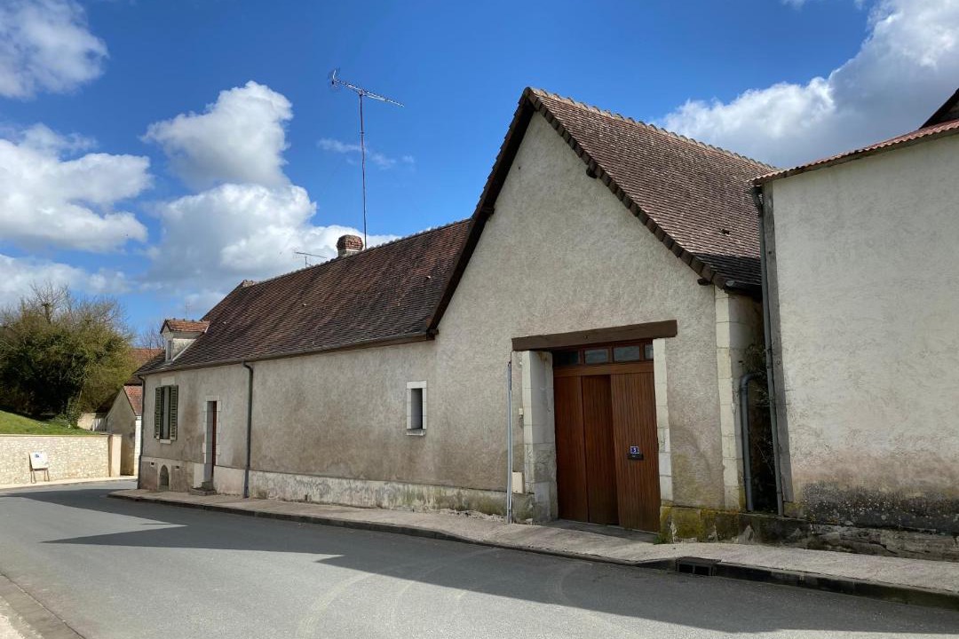Photo of Buildings in Obterre