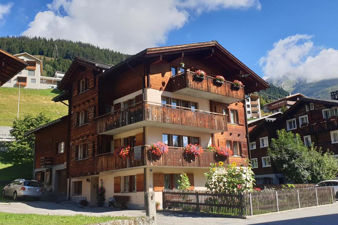 Photo of Buildings in Tujetsch