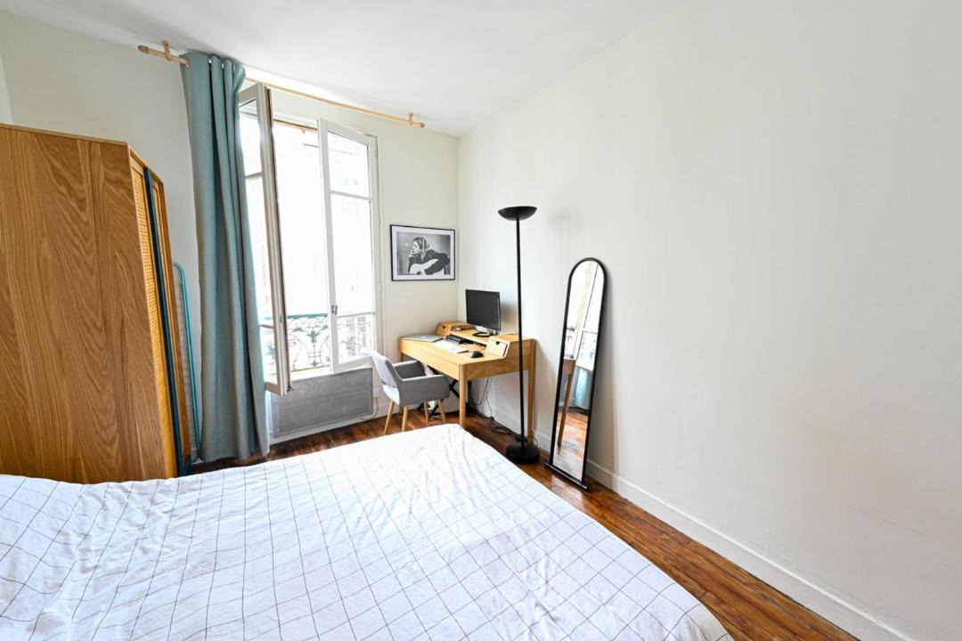 Photo of Bedroom in 18th Arrondissement