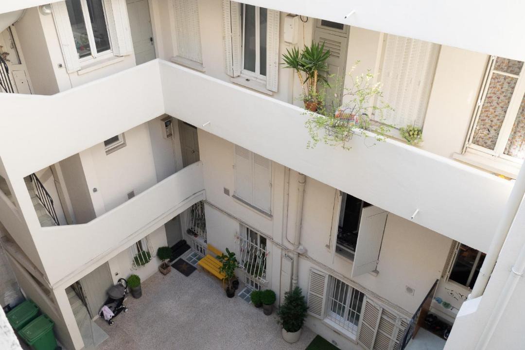 Photo of Buildings in Plaisance