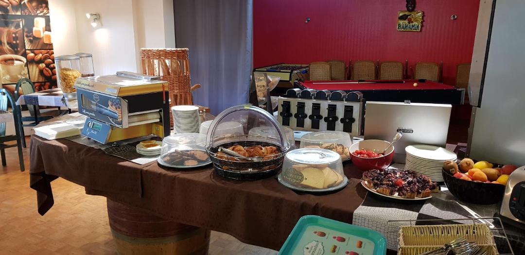 Photo of Others in Cours