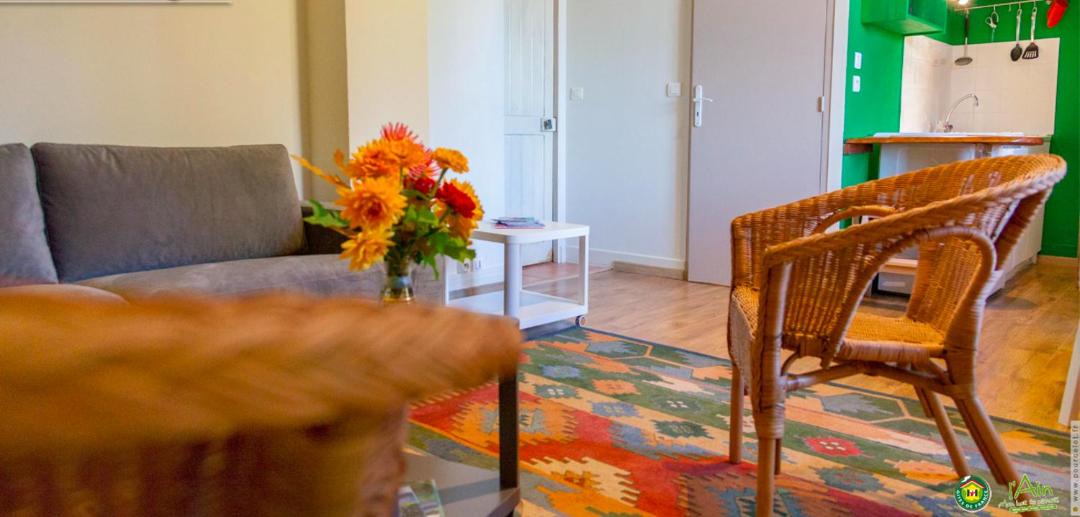 Photo of Others in Joyeux