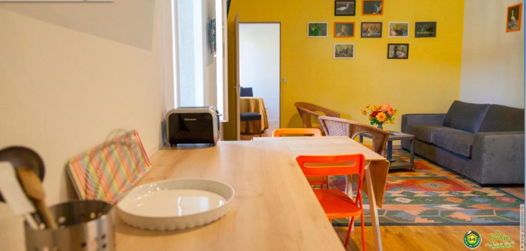 Photo of Others in Joyeux