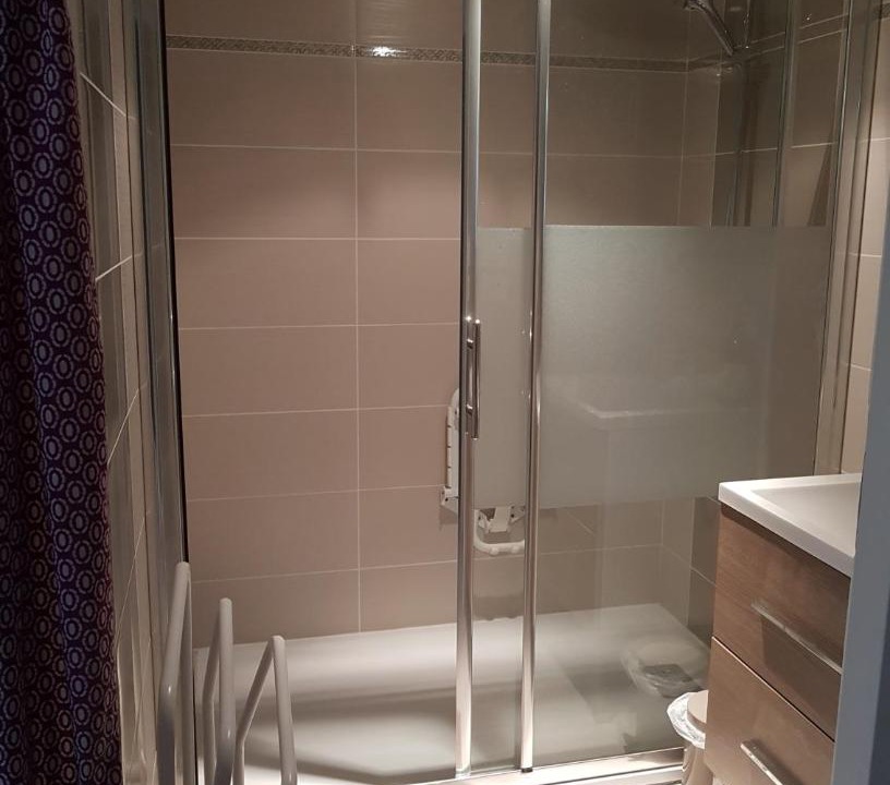 Photo of Bathroom in Yssingeaux