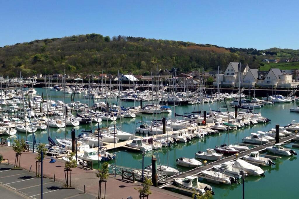 Photo of Others in Port Guillaume