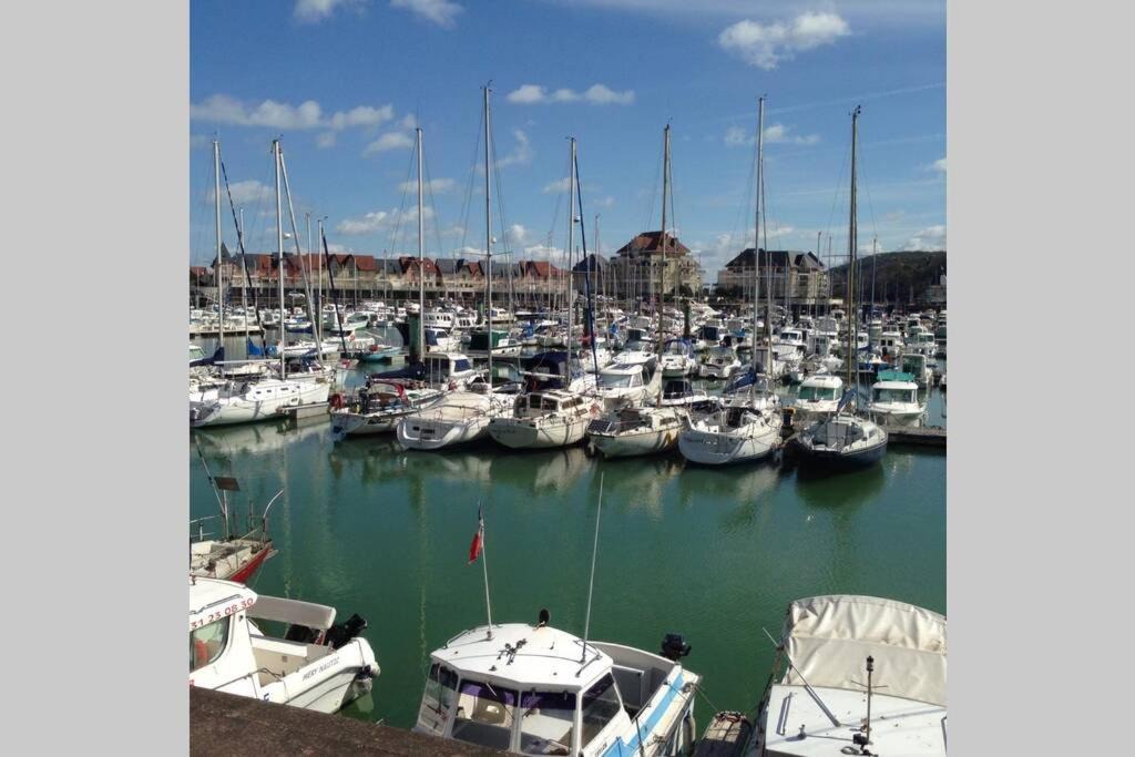 Photo of Others in Port Guillaume