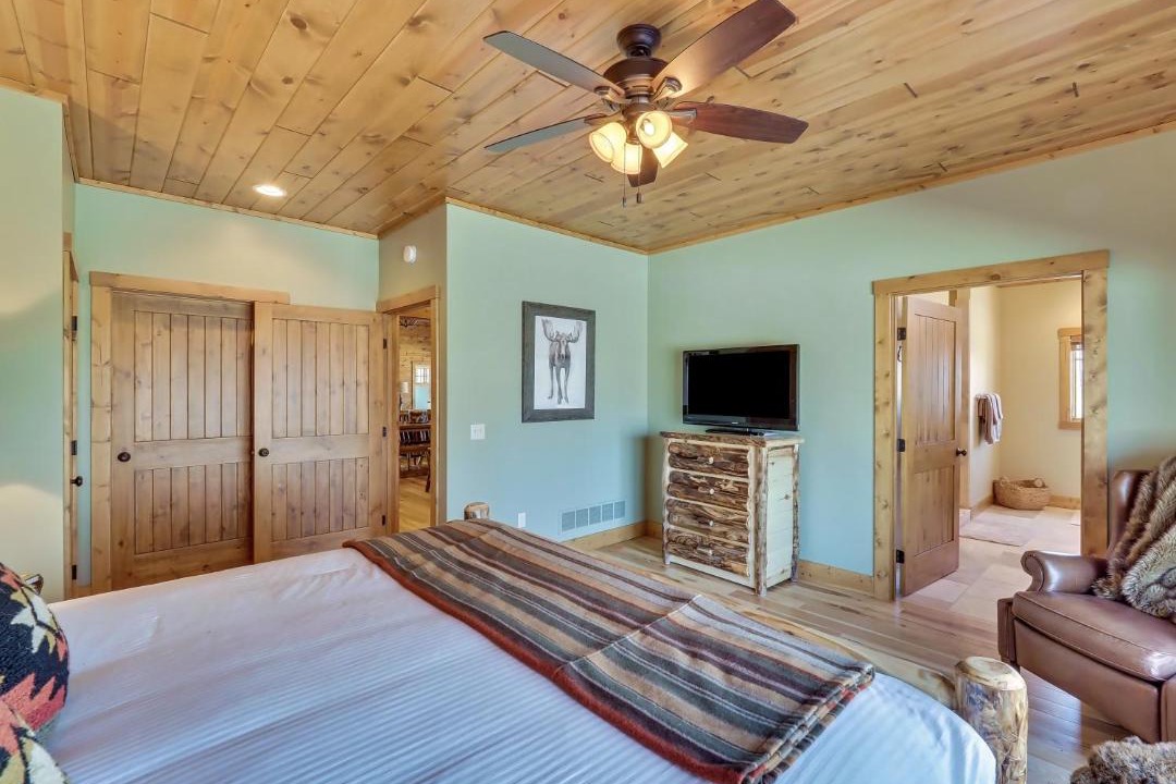 Photo of Bedroom in Boyne City