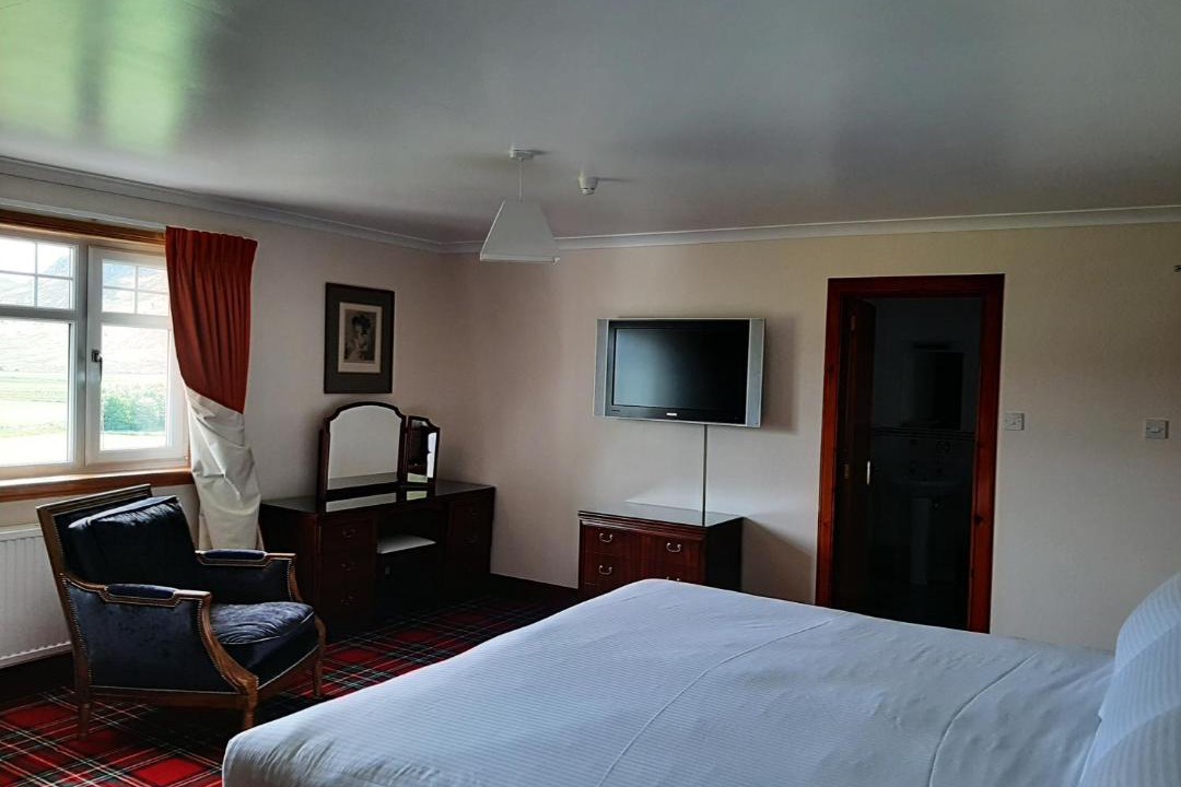 Photo of Others in Newtonmore