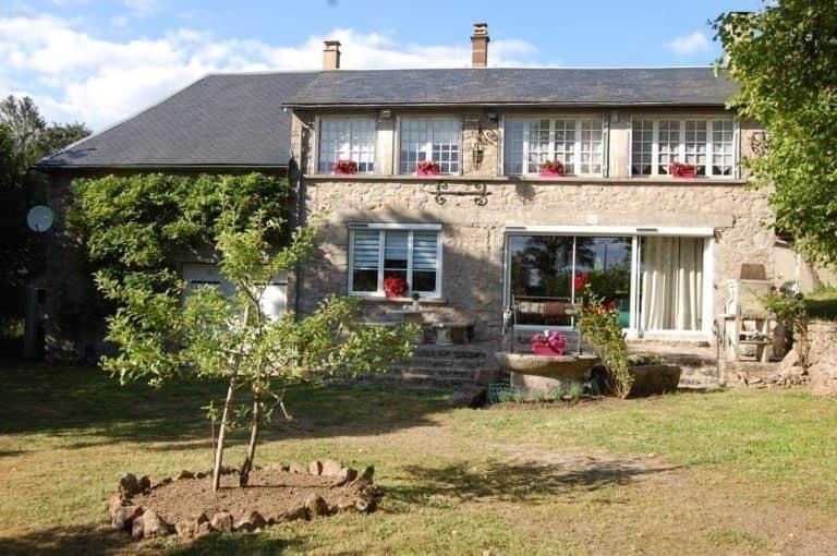 Photo of Buildings in Alligny-en-Morvan