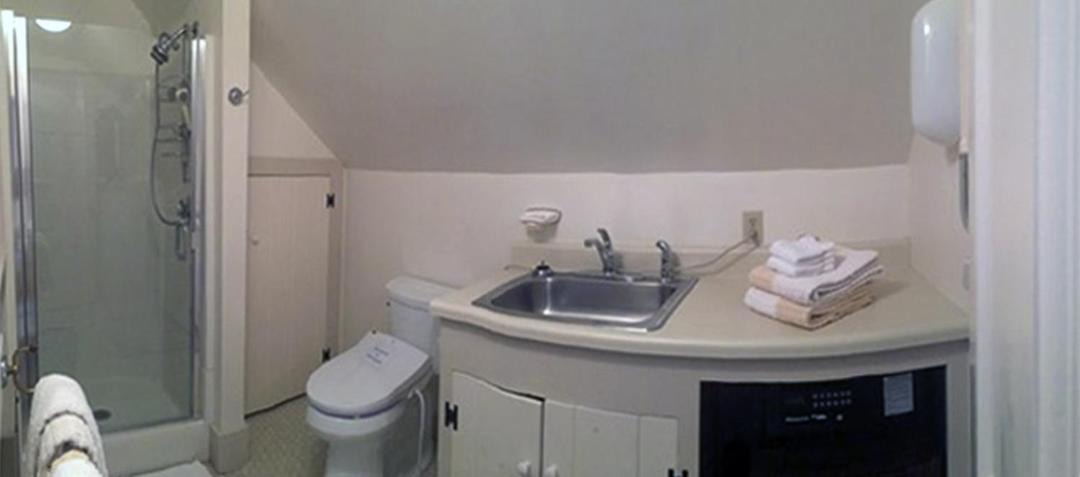 Photo of Others in Nantucket Town