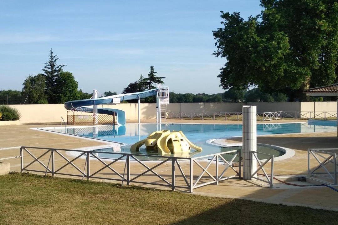 Photo of Others in Cozes