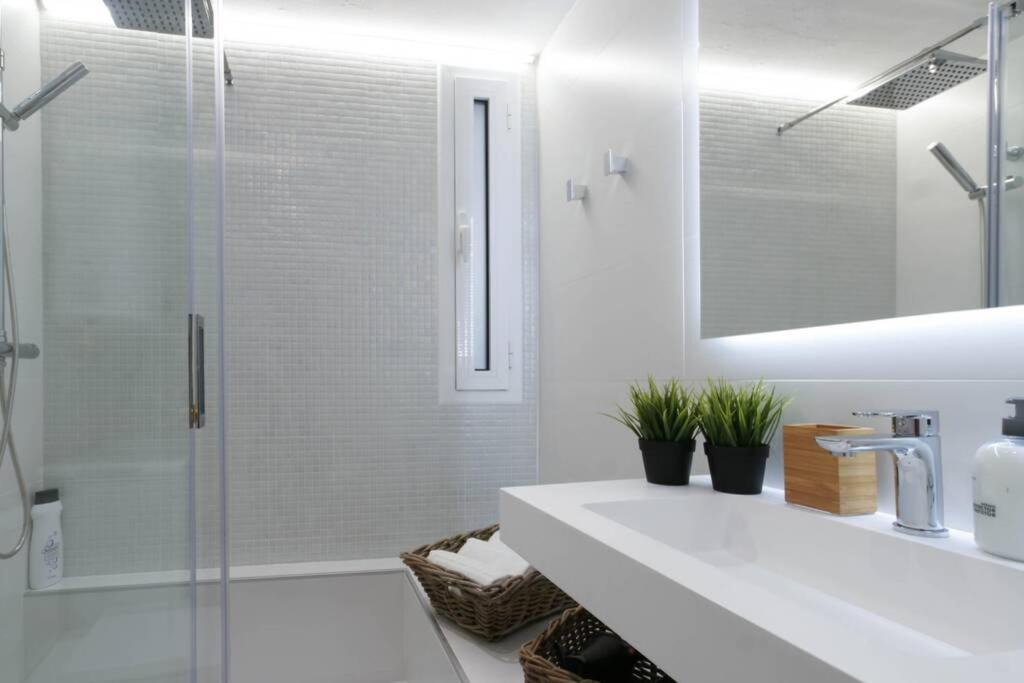 Photo of Bathroom in el Mercadal