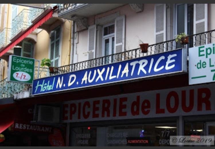 Photo of Others in Lourdes