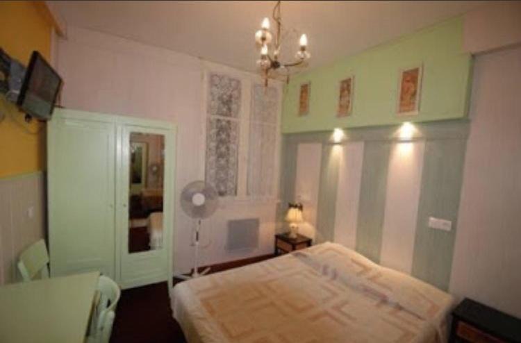 Photo of Bedroom in Lourdes