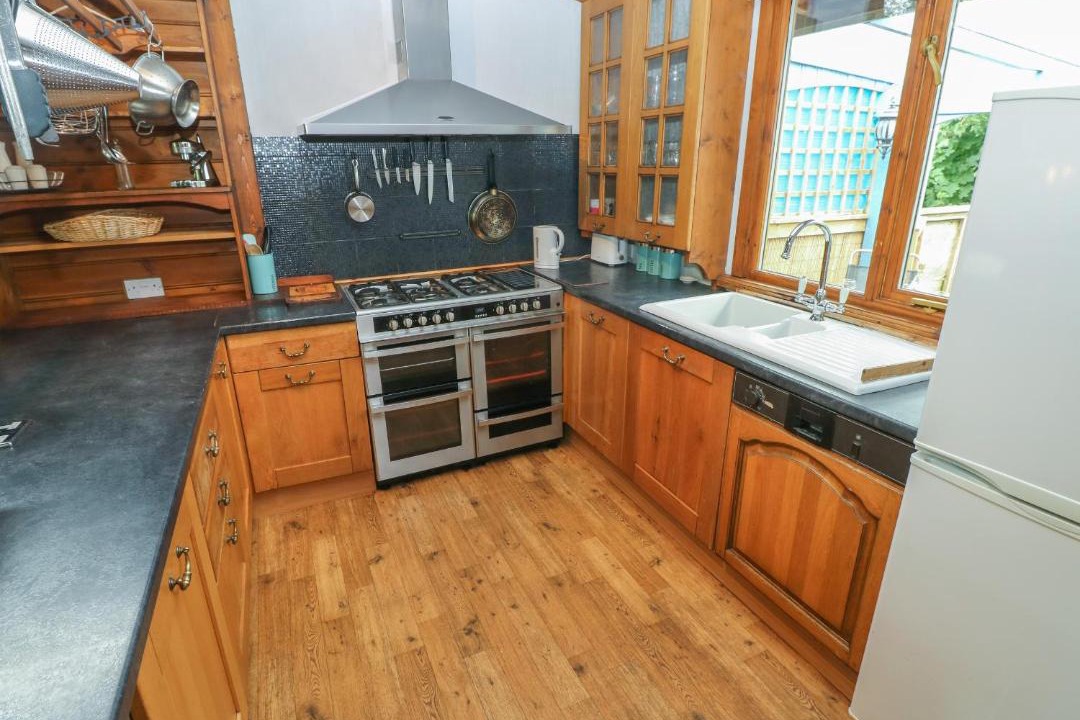 Photo of Others in Cosheston