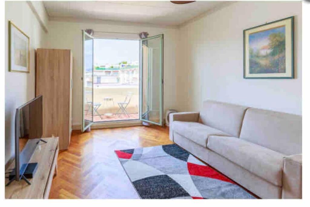 Photo of Livingroom in La Californie