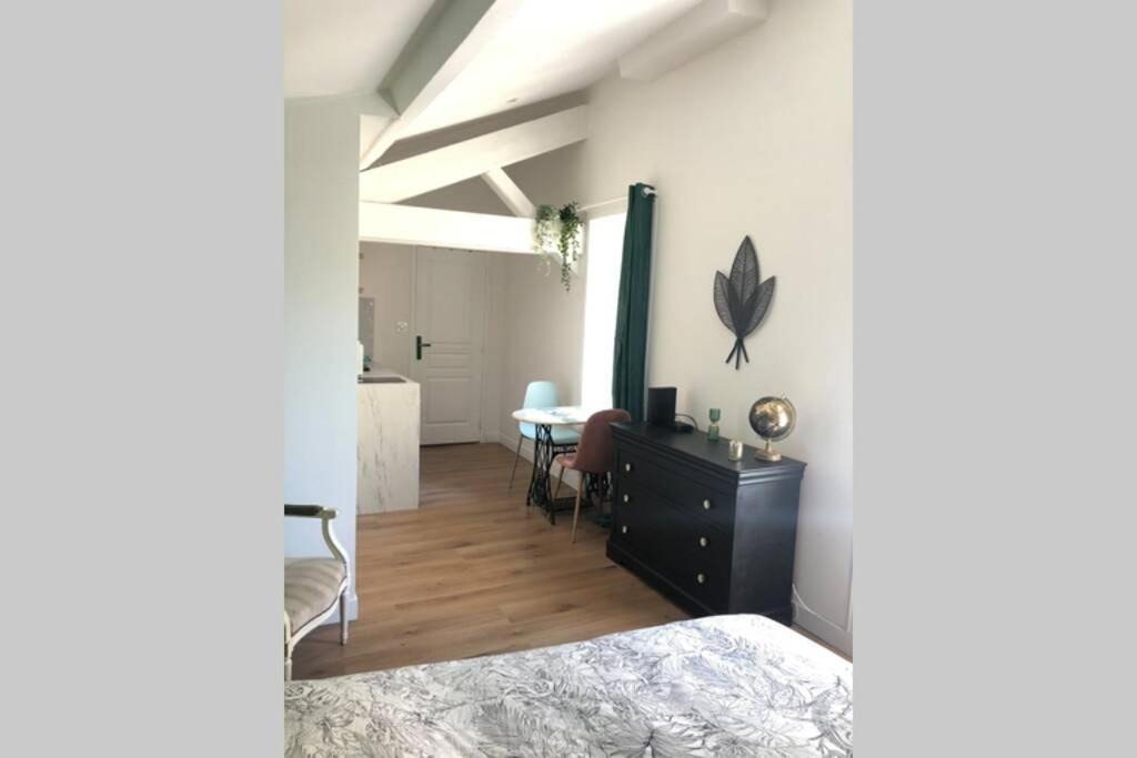 Photo of Bedroom in 3rd Arrondissement