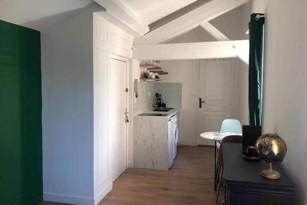 Photo of Others in 3rd Arrondissement