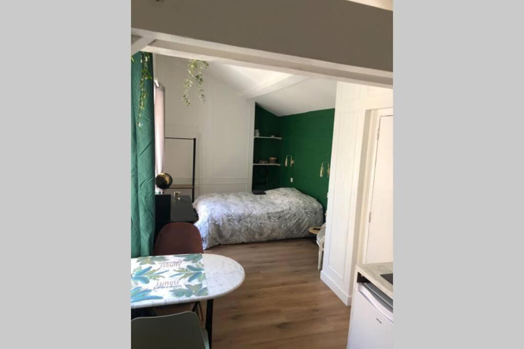 Photo of Bedroom in 3rd Arrondissement