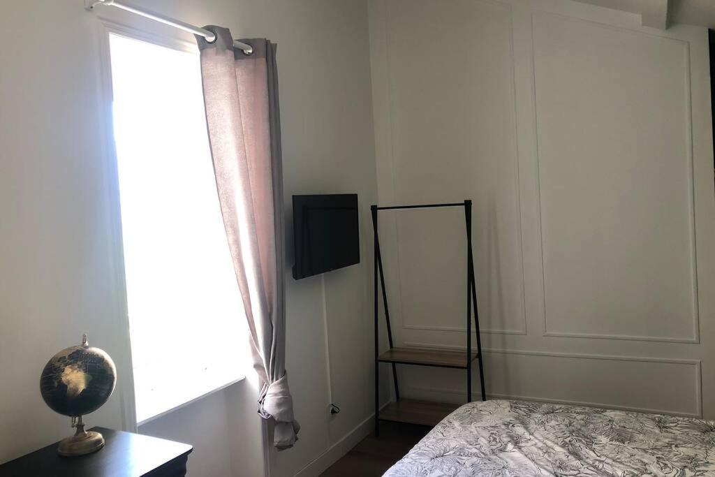 Photo of Bedroom in 3rd Arrondissement