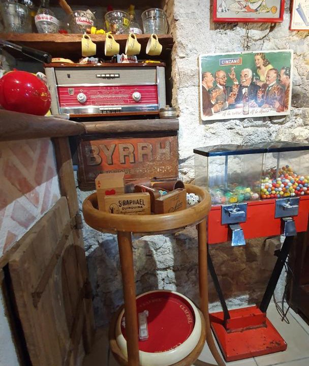 Photo of Others in Moissat