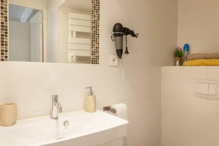Photo of Bathroom in Fontainebleau