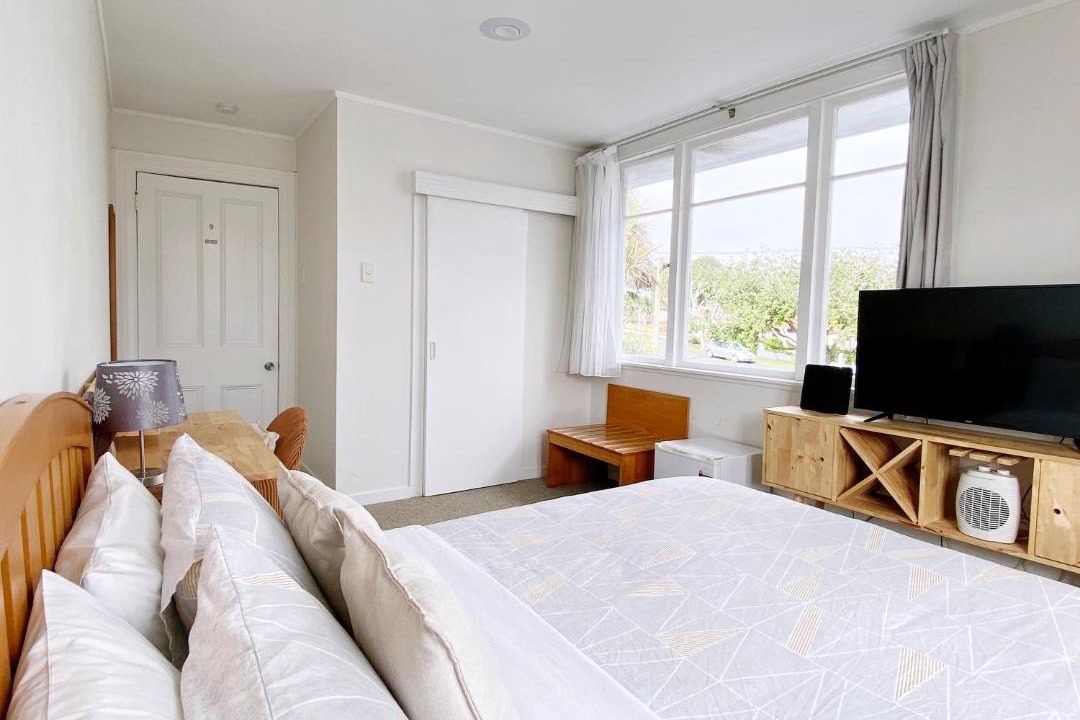 Photo of Others in Mount Eden