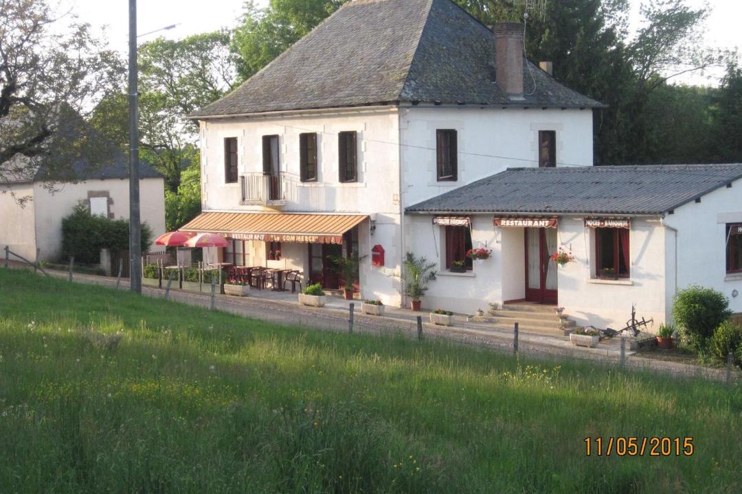 Photo of Others in Neuville