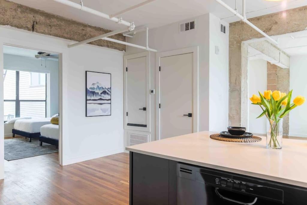 Photo of Kitchen in Turtle Creek
