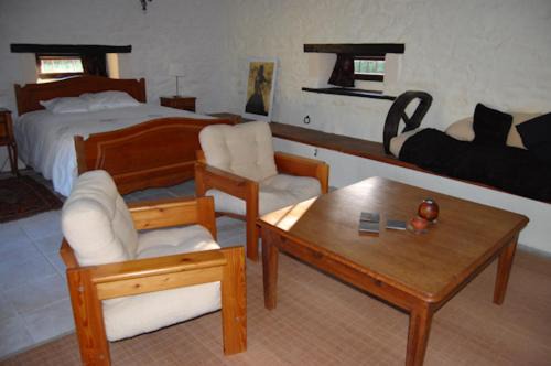 Photo of Others in Champagne-Mouton