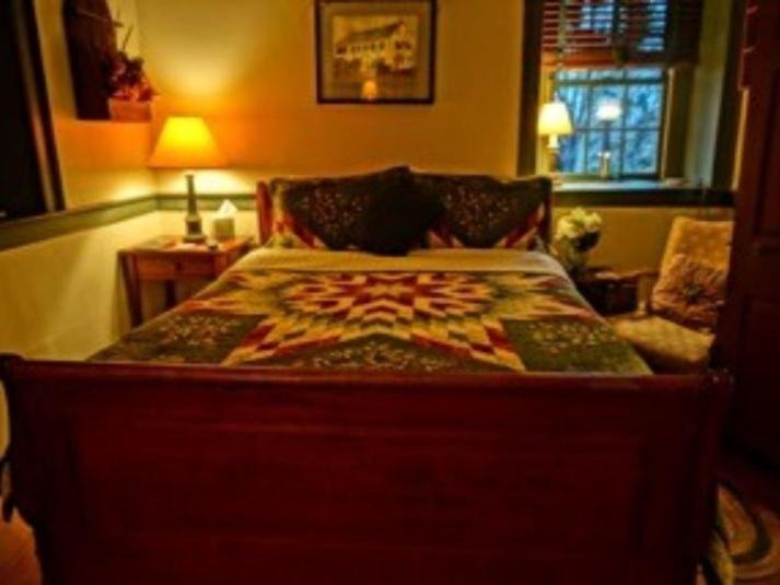 Photo of Others in Reinholds