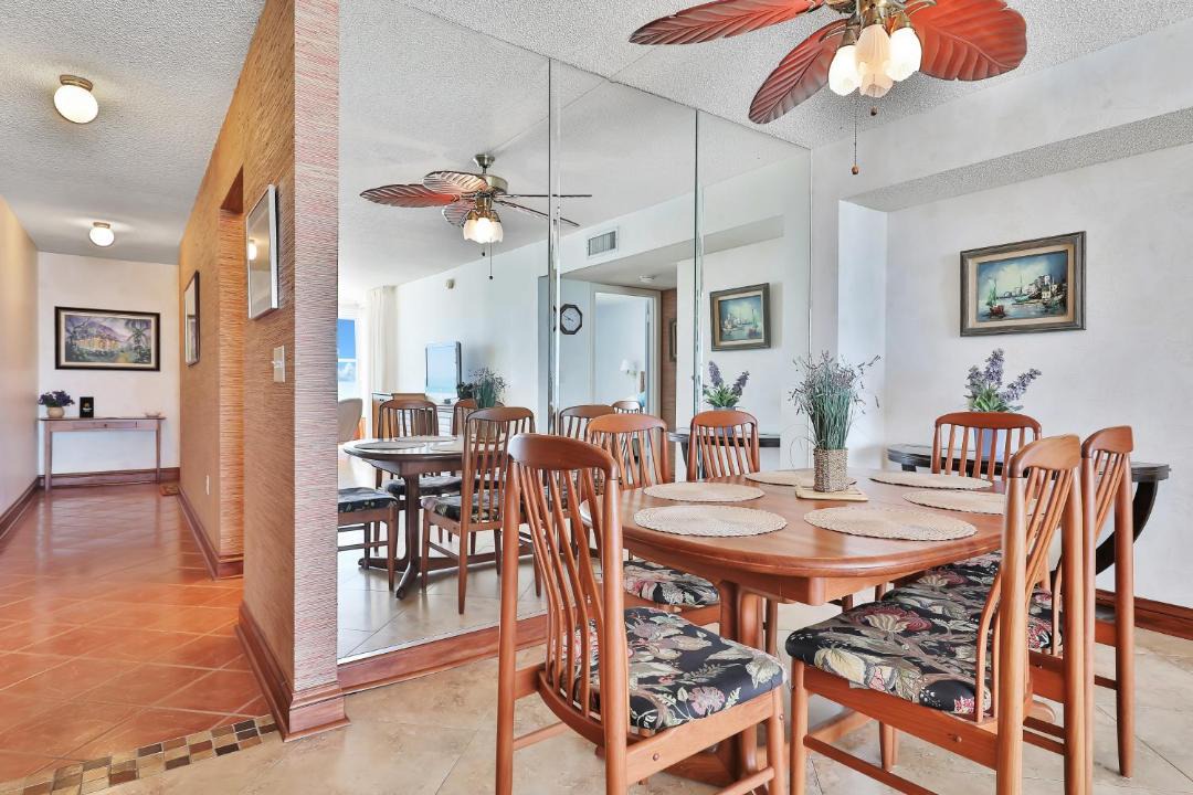 Photo of Livingroom in Madeira Beach
