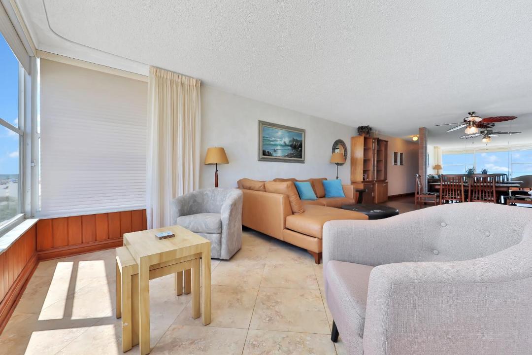 Photo of Livingroom in Madeira Beach