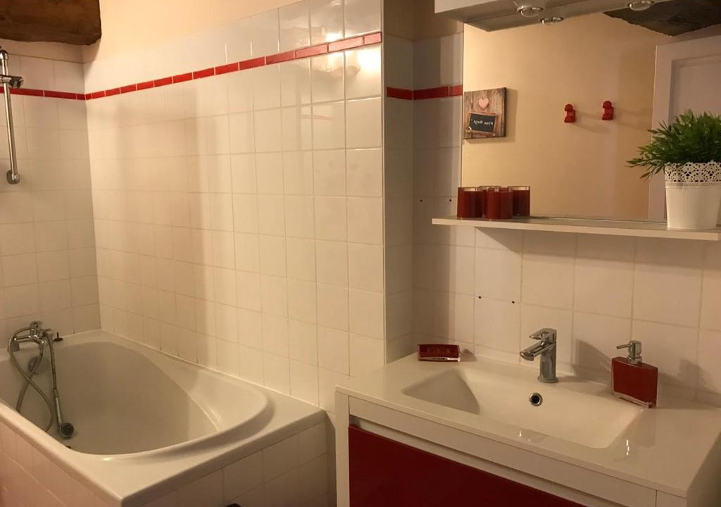Photo of Bathroom in Champigny-sur-Veude