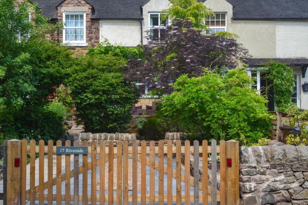 Photo of Others in Oakamoor