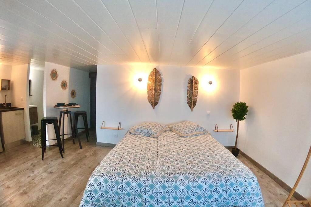 Photo of Bedroom in Gap
