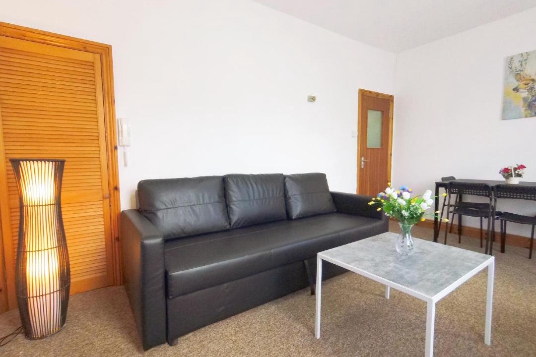 Photo of Livingroom in Wembley Central