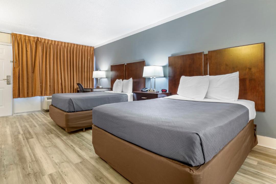 Photo of Bedroom in Conway