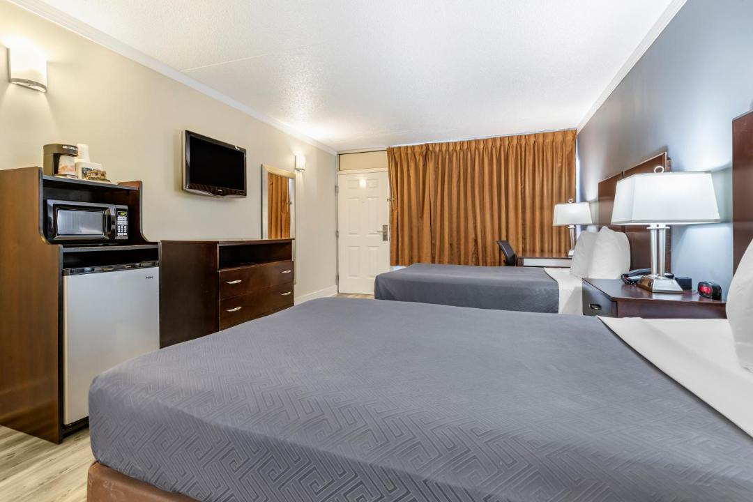 Photo of Bedroom in Conway
