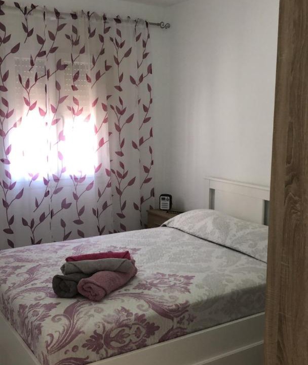 Photo of Bedroom in Los Altos