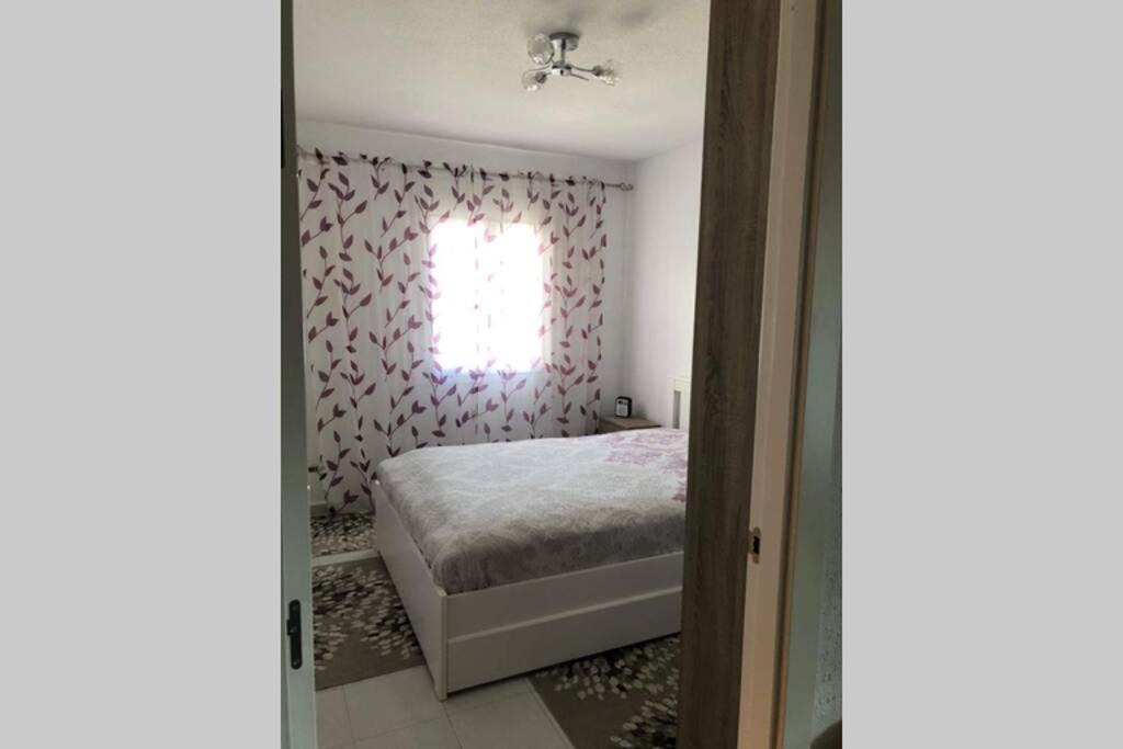 Photo of Bedroom in Los Altos