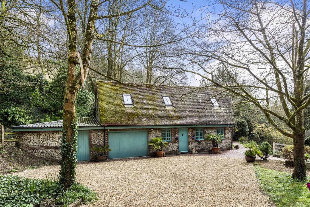 Photo of Buildings in Milton Abbas