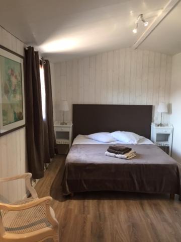 Photo of Bedroom in La Teste-de-Buch