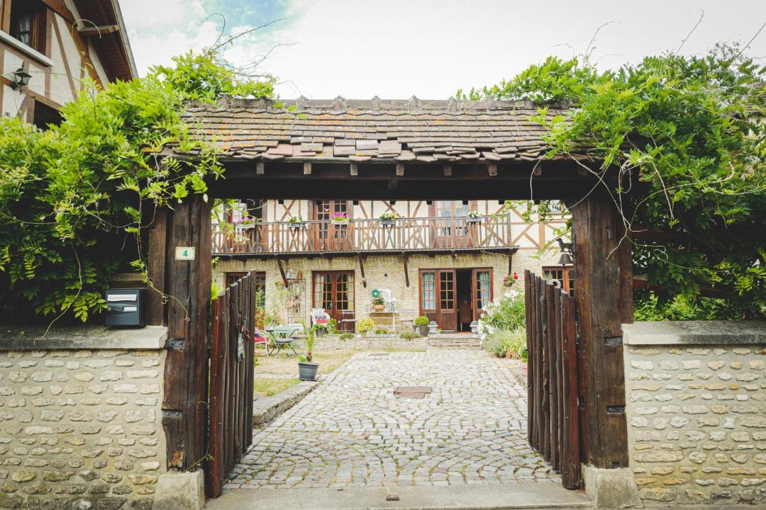 Photo of Others in Lavacourt