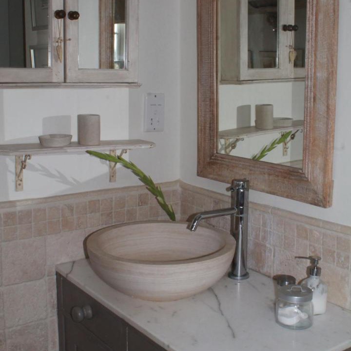 Photo of Others in Kelston