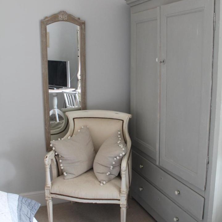 Photo of Others in Kelston