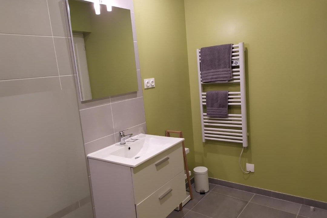 Photo of Bathroom in Sancourt
