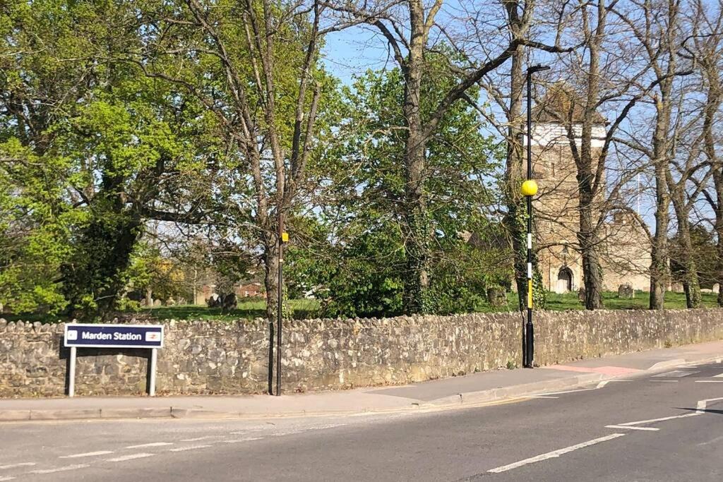 Photo of Buildings in Marden